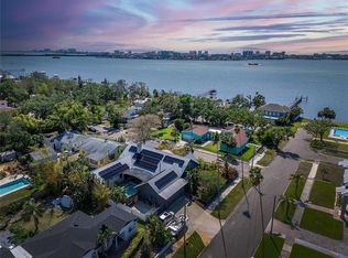 1715 Sunset Dr, Clearwater, FL 33755