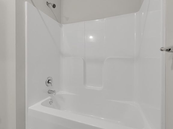 2nd image of 3 Wildflower Ln