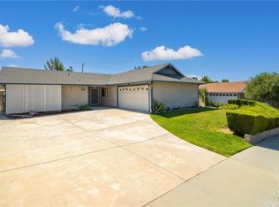 5438 Parkmor Rd, Calabasas, CA 91302