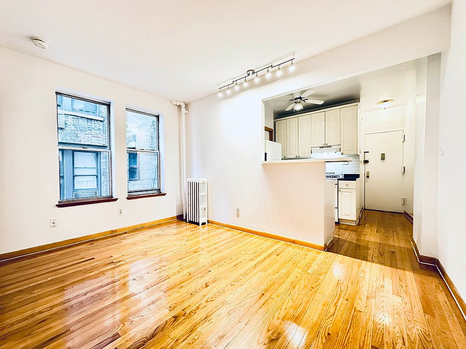 1st image of 421 E 65th St #2