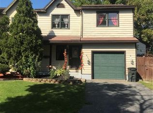 218 S Canal St, Canastota, NY 13032