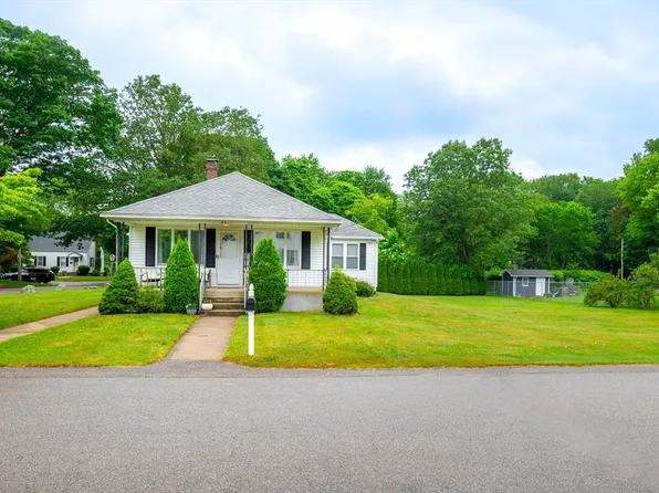 99 Oak St, North Attleboro, MA 02760