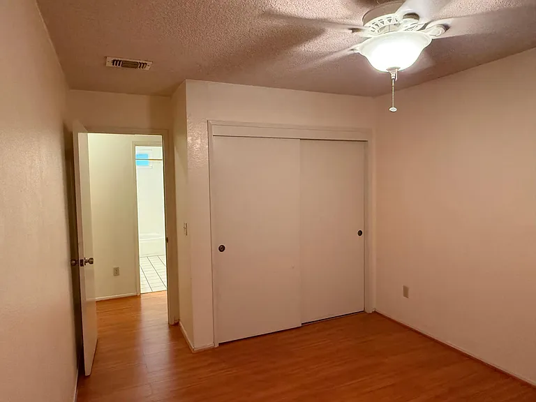 31 Fallwind Cir — Photo 16