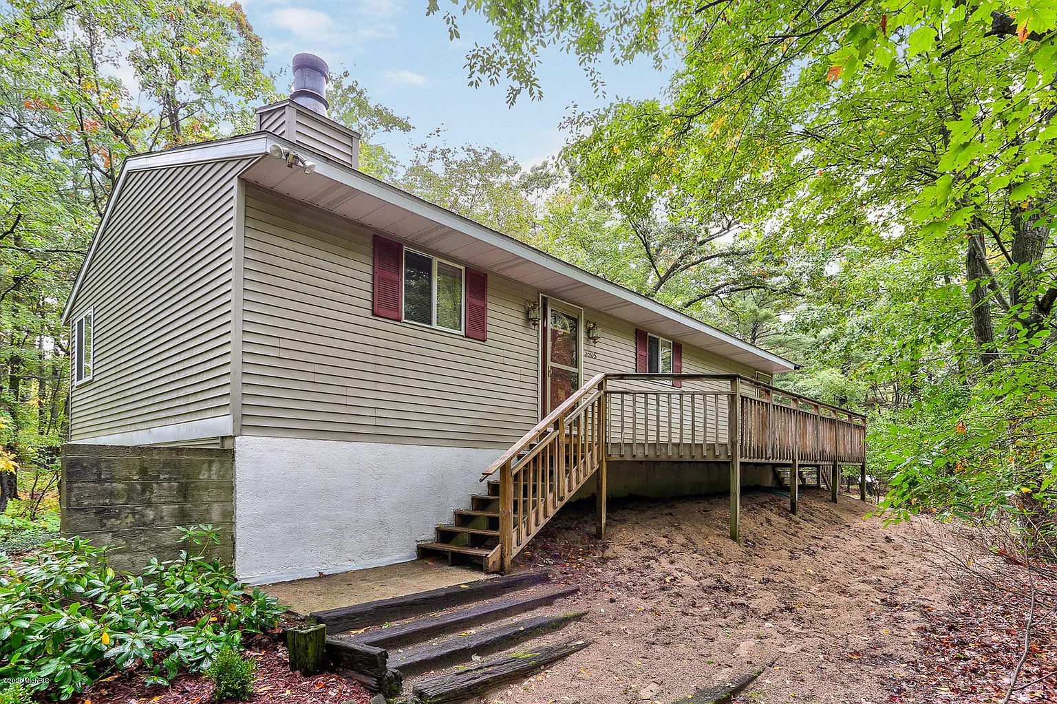 3505 Mohawk Dr photo 1
