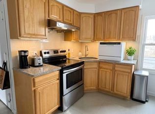 4221 Bell Blvd FLOOR 2, Bayside, NY 11361