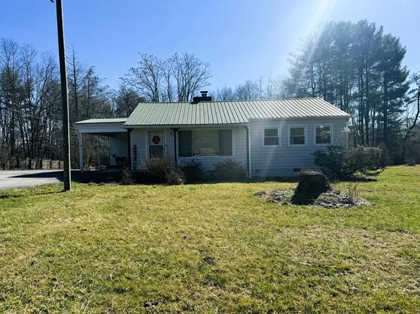 2809 Lantana Rd, Crossville, TN 38572