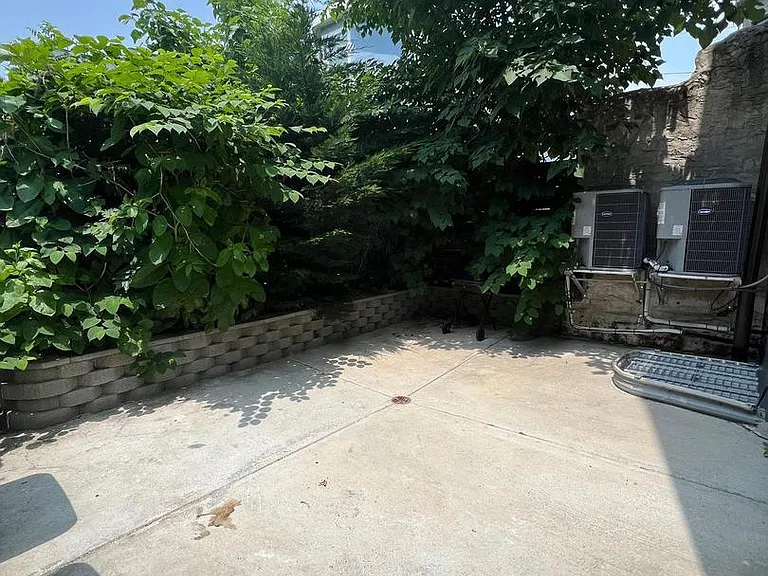 1302 N 22nd St #B — Photo 3