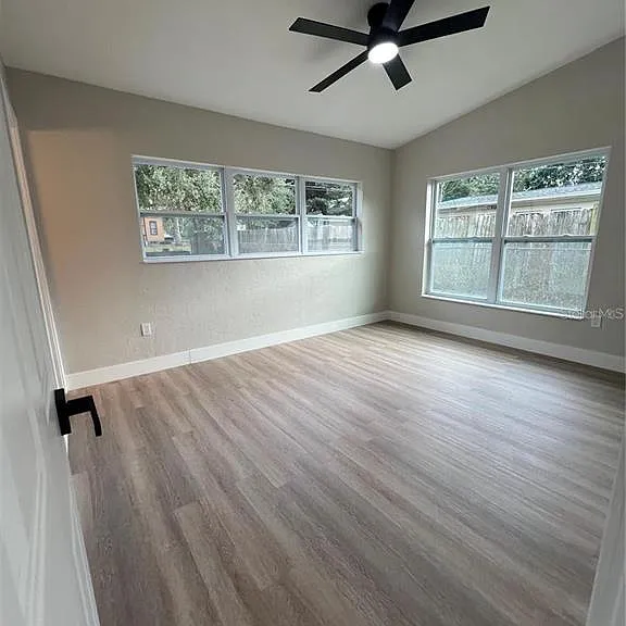 1809 Chase Ave — Photo 9