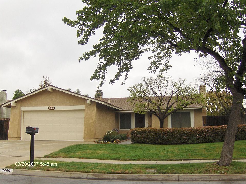 This home has manicured landscaping.