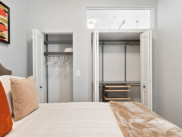 1752 N Sedgwick St #1 — Photo 10
