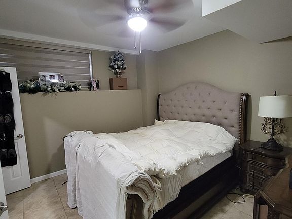 4th image of 10 Erie St #2