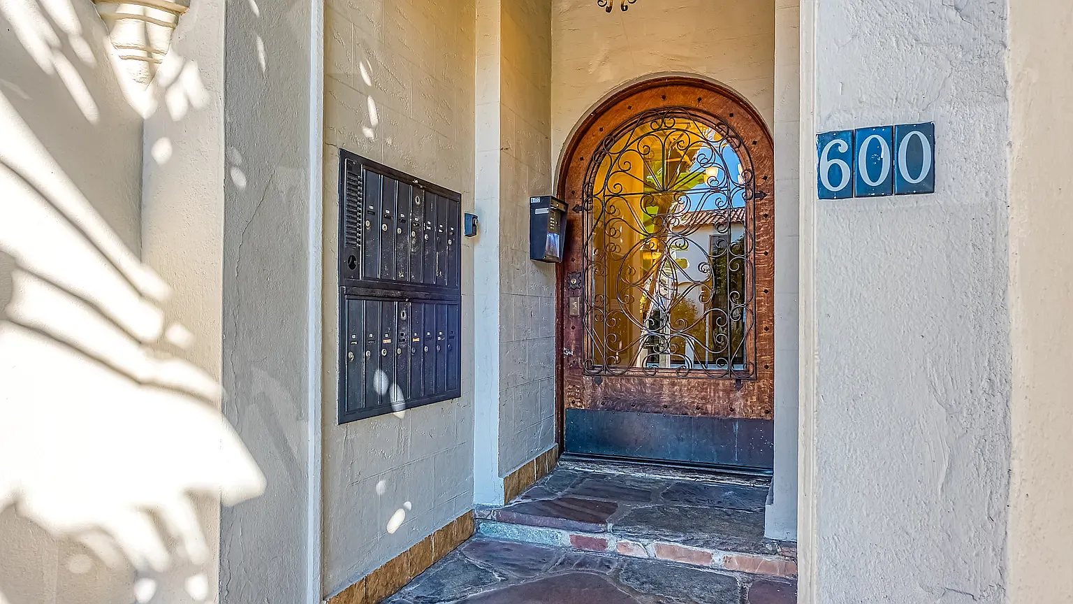 1 bed, 800 sqft, $2,695 — Photo 2