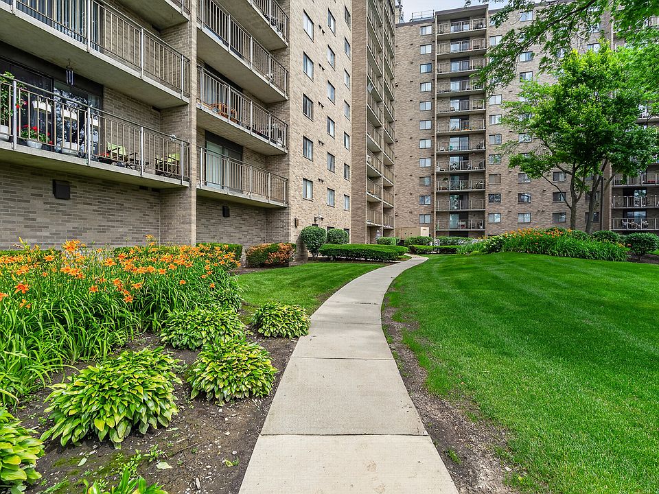 1st image of 6340 Americana Dr APT 1101