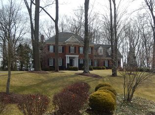 729 Lindwood Dr, Greensburg, PA