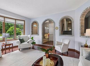 14886 Tealwood Ct, Eden Prairie, MN 55347