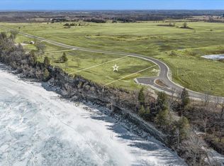 Debroux Ct #30, Sturgeon Bay, WI 54235