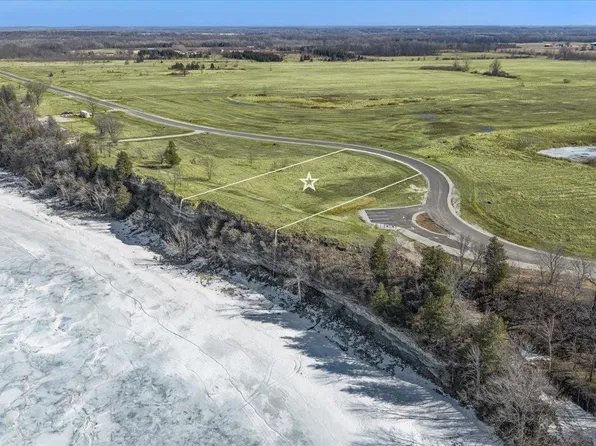 Debroux Ct #30, Sturgeon Bay, WI 54235