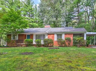 2 Maplewood Pkwy, Asheville City, NC 28804