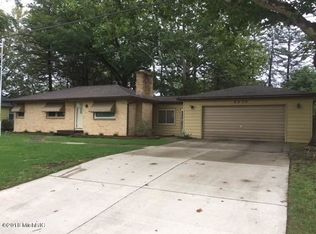 4030 Hillsdale Ave NE, Grand Rapids, MI 49525