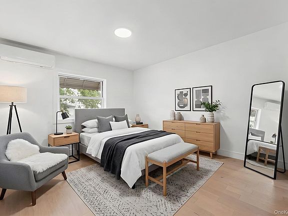 5th image of 775 E 216th Street