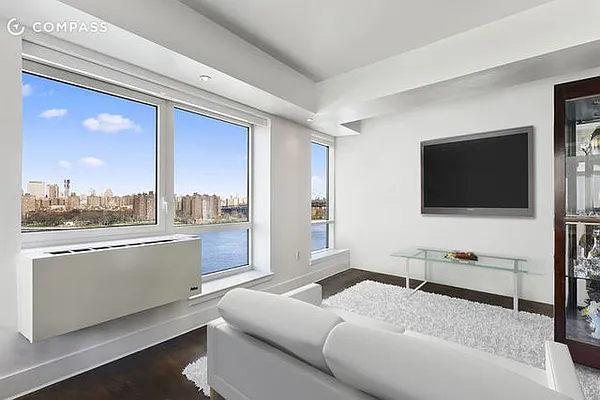 Rented by Compass | media 2