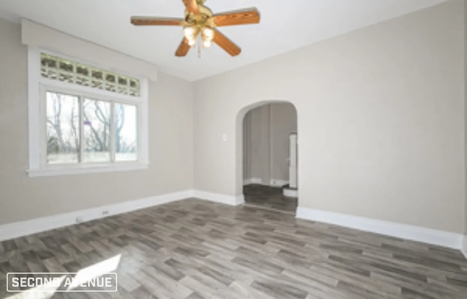 3 bed, 1.5 bath, 1554 sqft, $1,598 — Photo 2