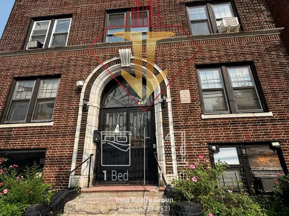 485 Garfield Avenue image 1 of 8