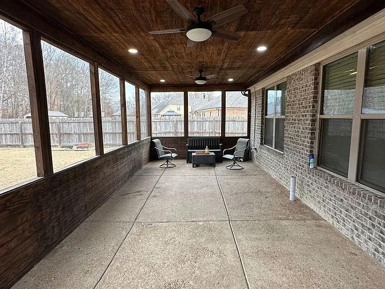 7294 Old South Dr — Photo 34