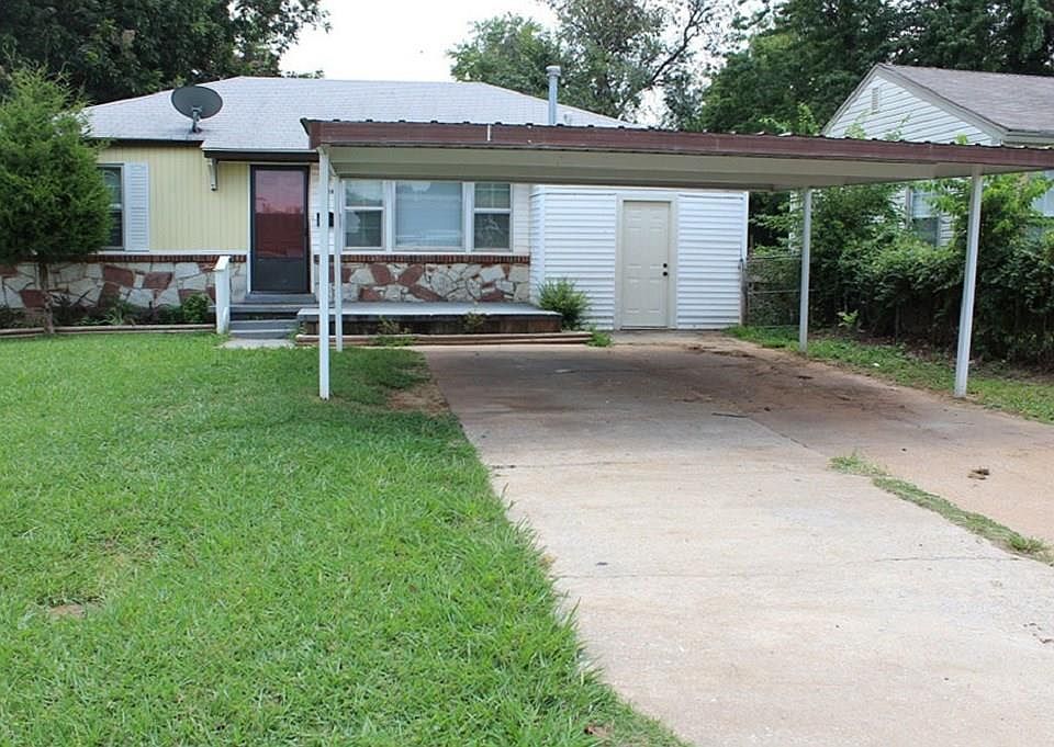 1st image of 4124 SE 25th St