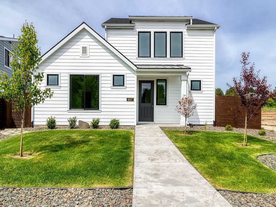 1st image of 1057 SE Garrison Village Way