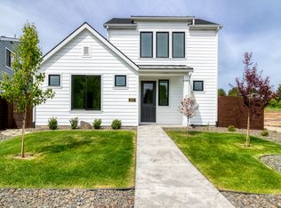 1057 SE Garrison Village Way, College Place, WA 99324