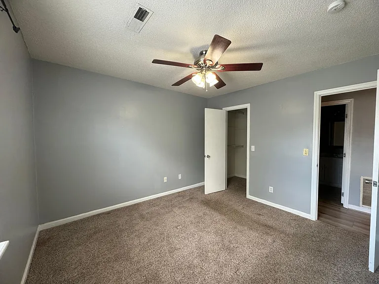 5661 Hornaday Rd #H — Photo 18