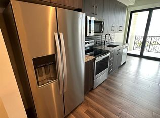 220 Grand Ave #422, Miami, FL 33133