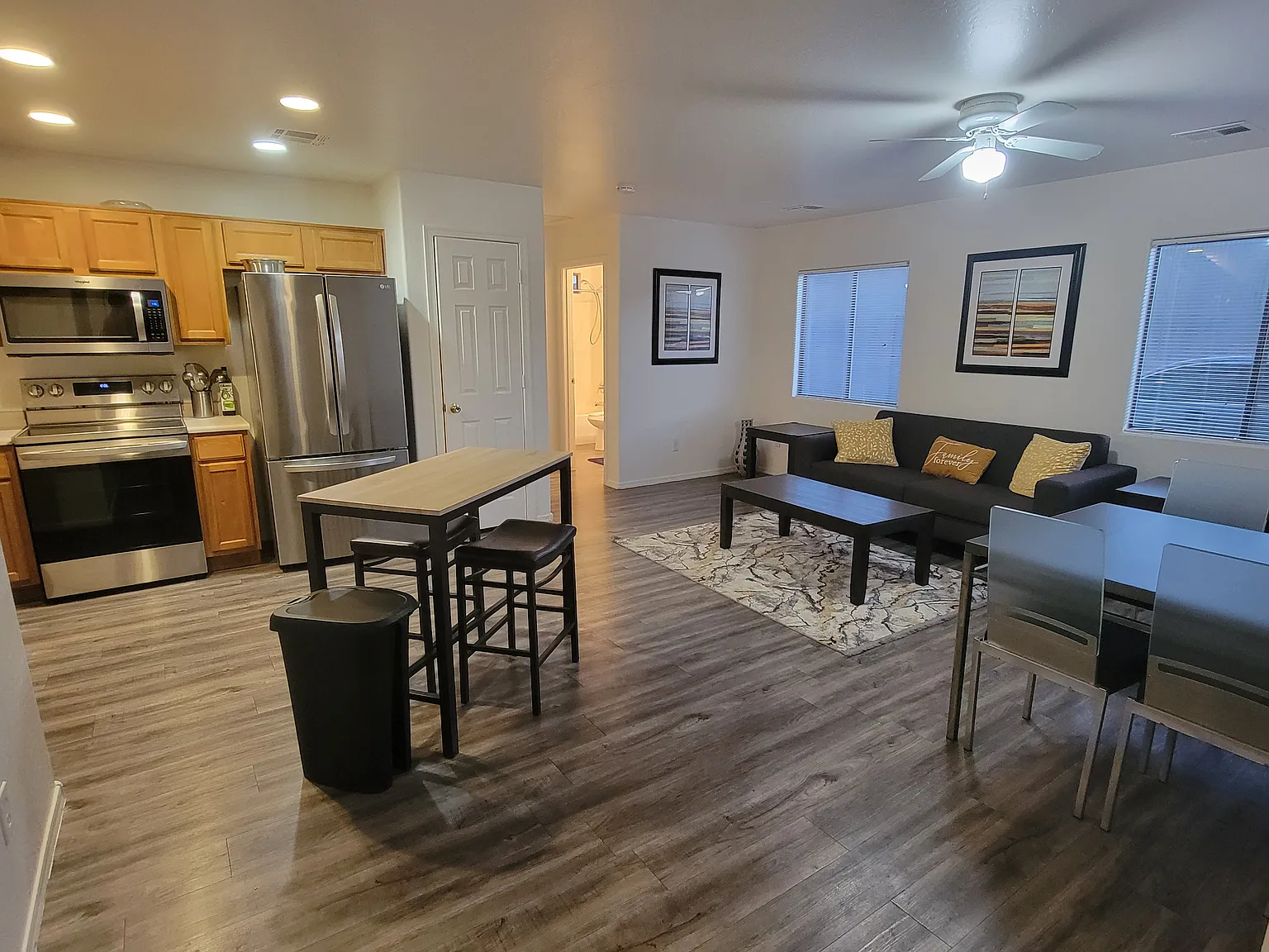 4 bed, 1450 sqft, $1,975 — Photo 3