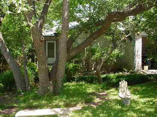 1st image of 221 Samantha Dr