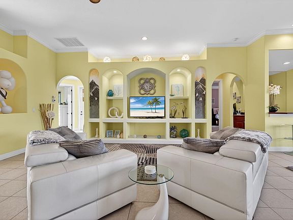 5th image of 779 Pyrula Ave