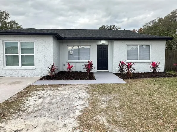 21625 Southwood Dr, Lutz, FL 33549