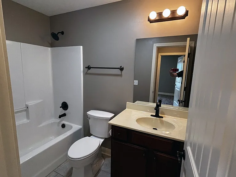 6051 Lauren Ln — Photo 12