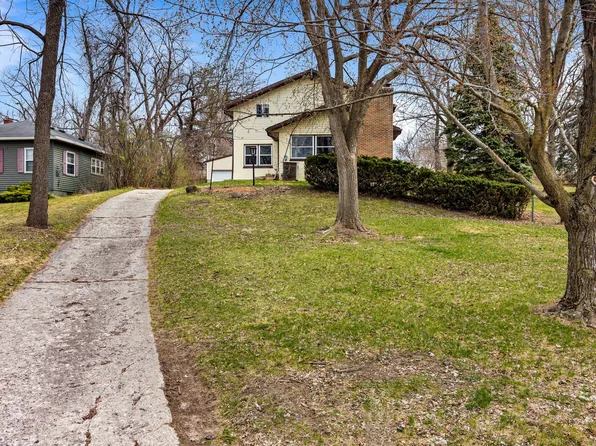 603 N 16th St, Marshalltown, IA 50158