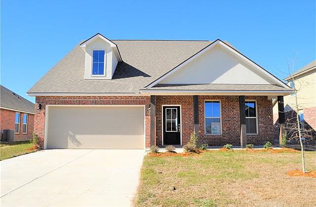 1st image of 284 E Lake Dr