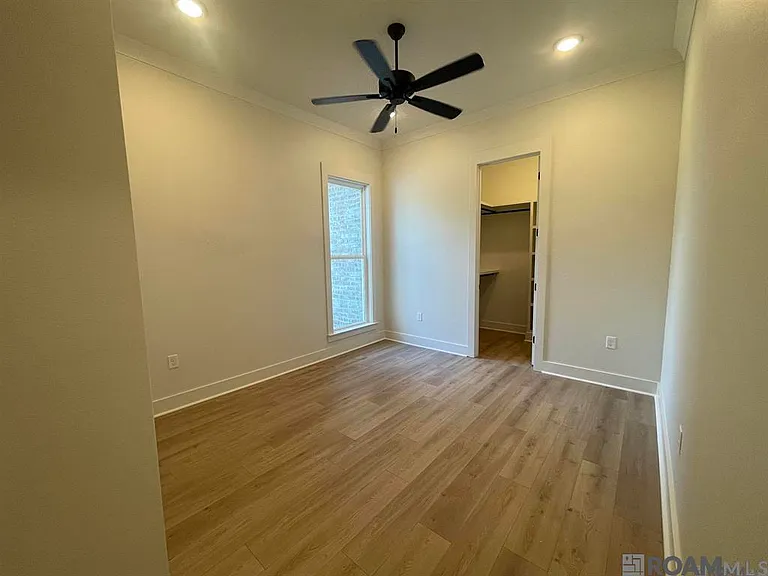 1119 Camellia Way — Photo 15