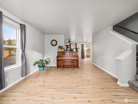 3rd image of 20101 17th Avenue Ct E