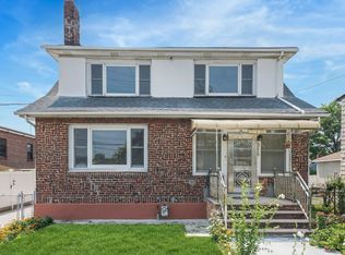 315 Mill Rd, Hewlett, NY 11557