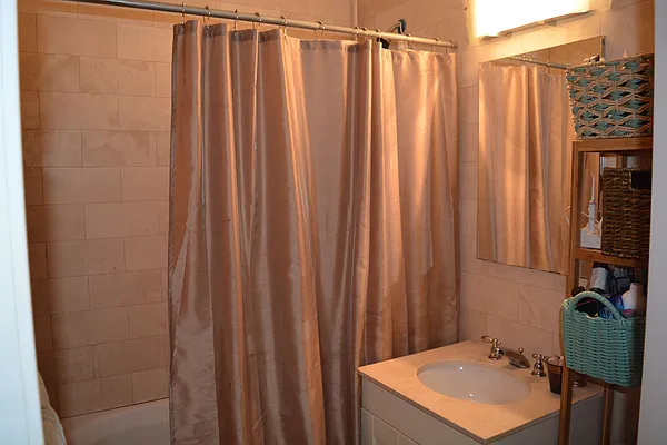 Rented by Royalty Living NYC | media 30