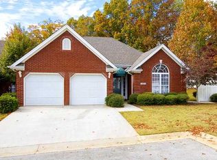 605 Helen Ct, Tuscumbia, AL 35674