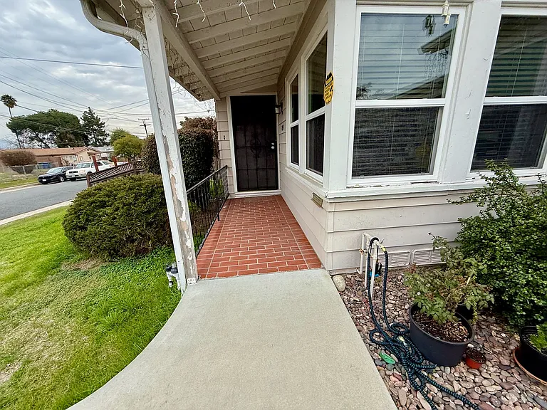 859 W Renette Ave — Photo 12