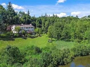 161 McLain St, Bedford Corners, NY 10549
