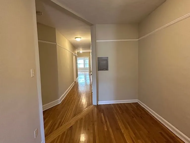 Bright, Spacious 3BR in Prime Upper East Side — Photo 38