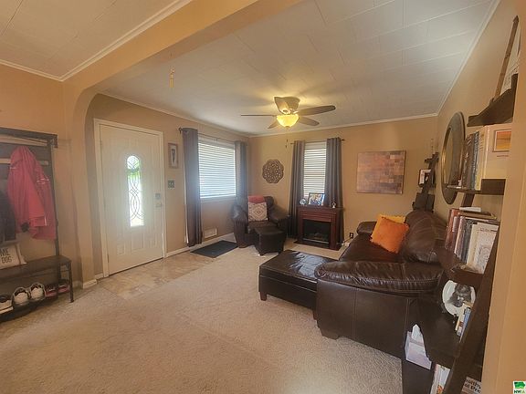 3rd image of 1605 W Willis Ave