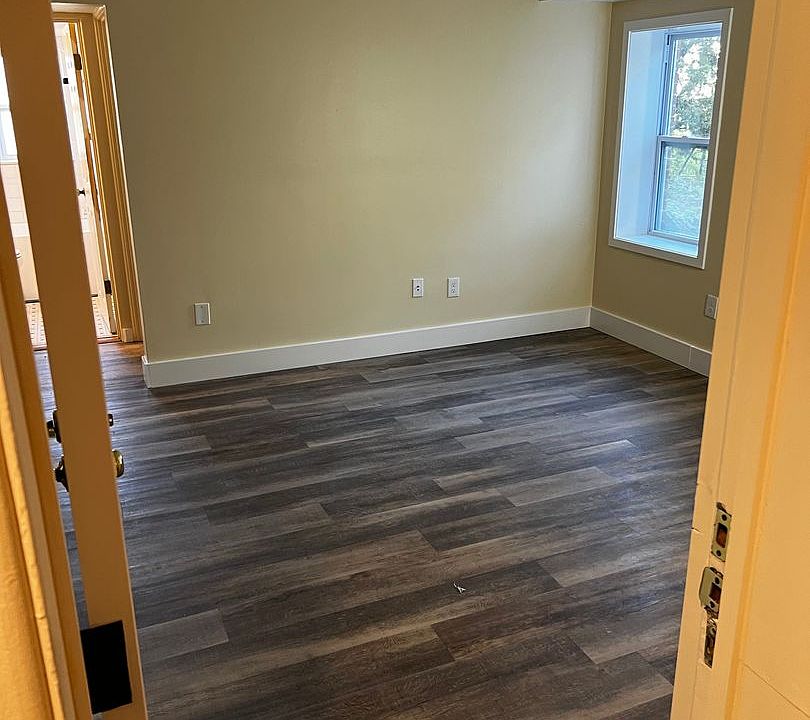 1st image of 131 Whitehills Dr #2